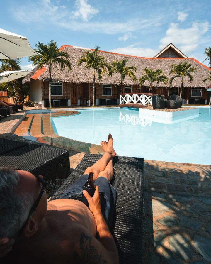 Cliffside Resort Panglao Exterior foto